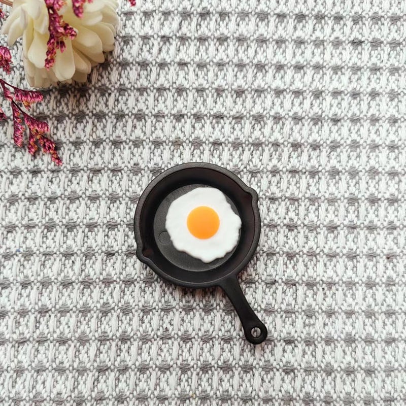 RillyRellow Miniature Pan Including Fried Egg, Dollhouse Mini Fried Egg in Pan, Frying Pan with Fried Egg, for The Elf Kitchen Dollhouse, Little Elf Meals (3PCS) - Image 5